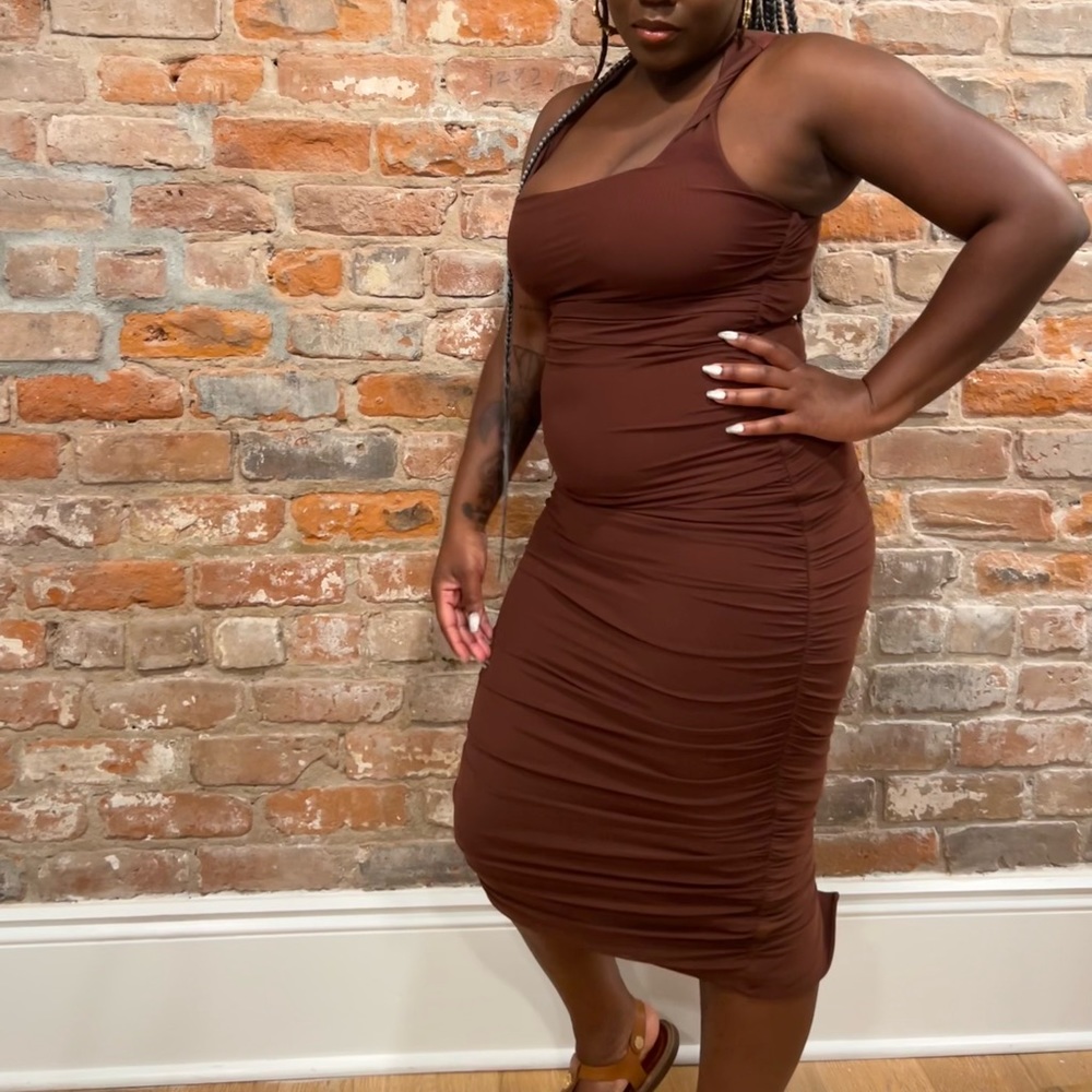 Oh Polly Dress - Picture 12 of 13
